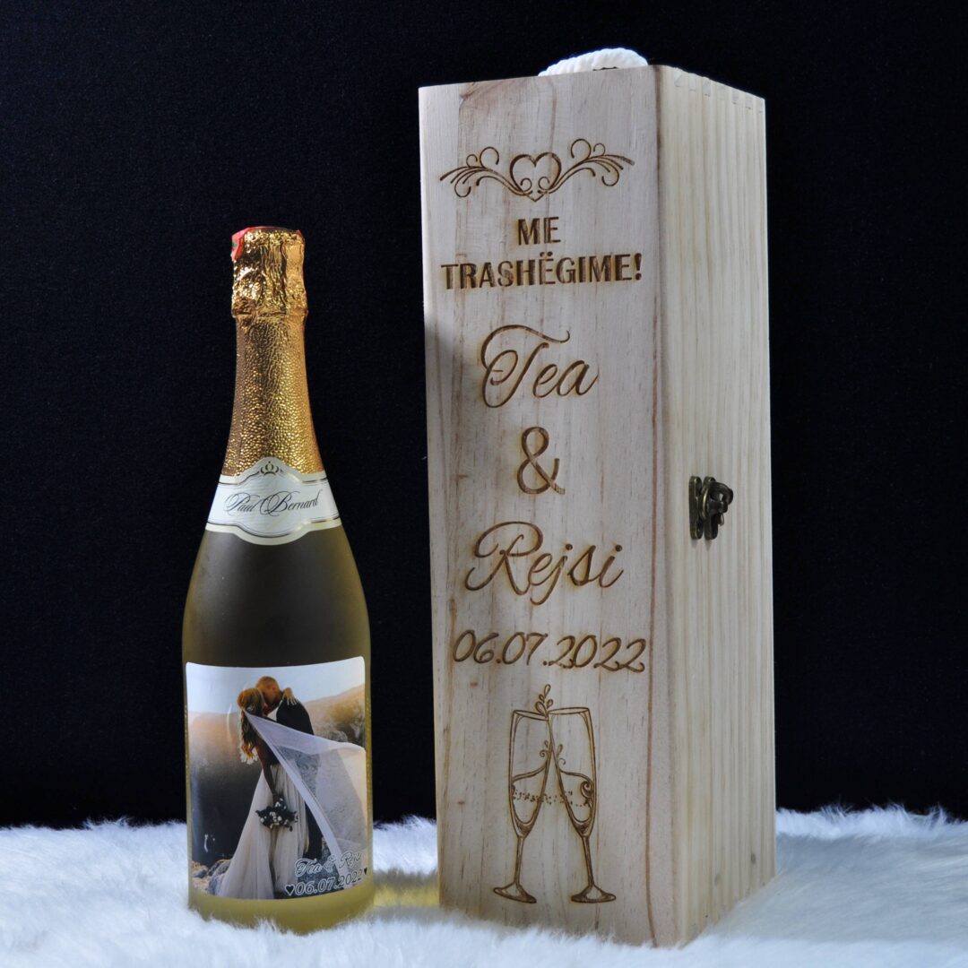 shampanje e personalizuar - spumante e personalizuar - shampanje ne kuti druri - spumante ne kuti druri - dhurate per cifte - dhurate per dasem - vlera art