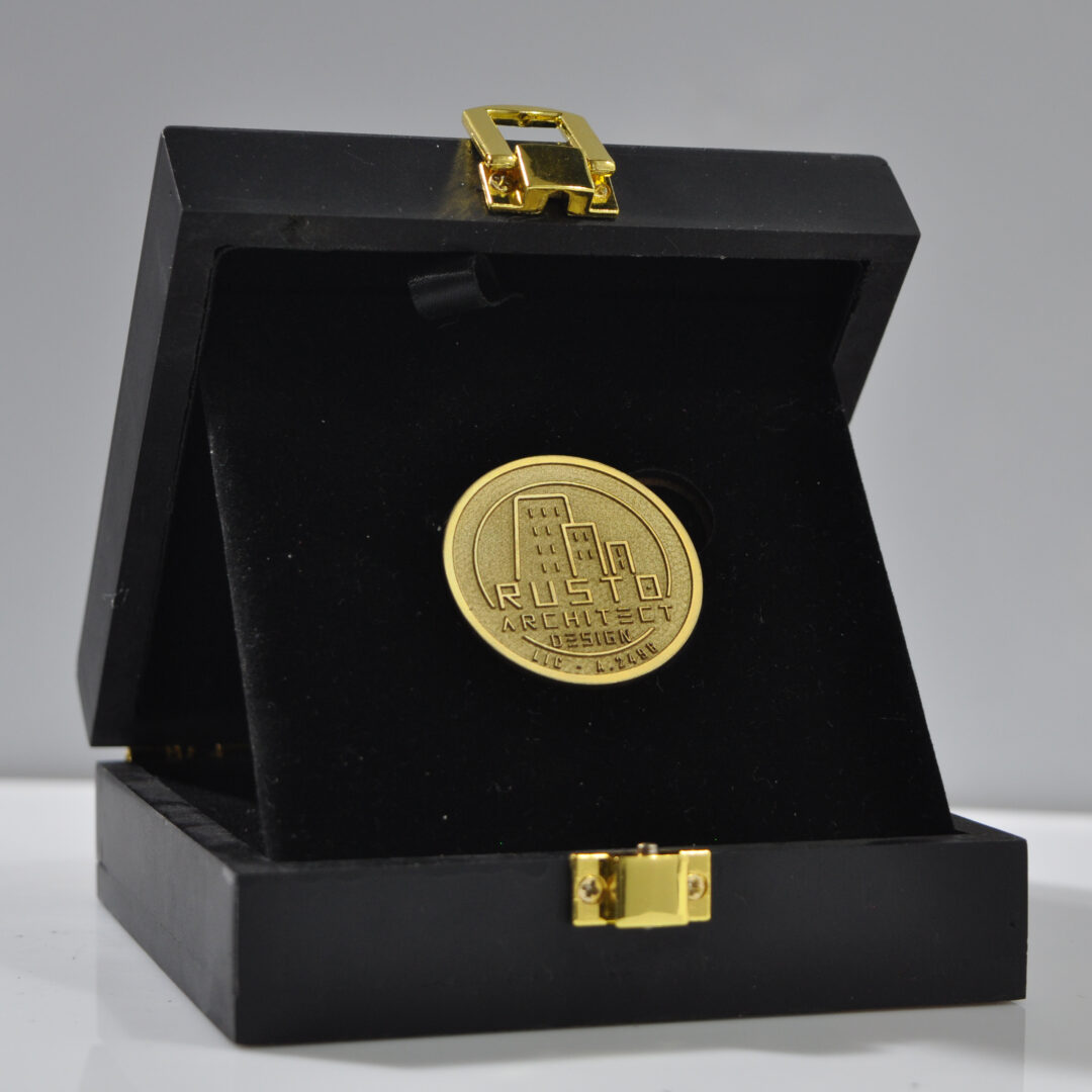 Monedhe e personalizuar - monedhe me logo- medaljon i personalizuar - personalized coin - trofe metali i personalizuar - trofe per institucione shteterore- vlera art-medalje e lare me flori